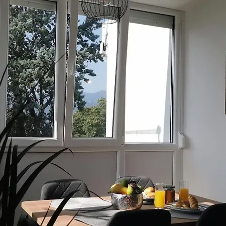 דירה Liburna רייקה